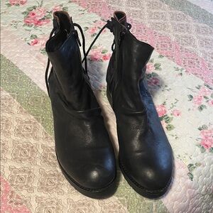 Fly London Black Leather Ankle Booties